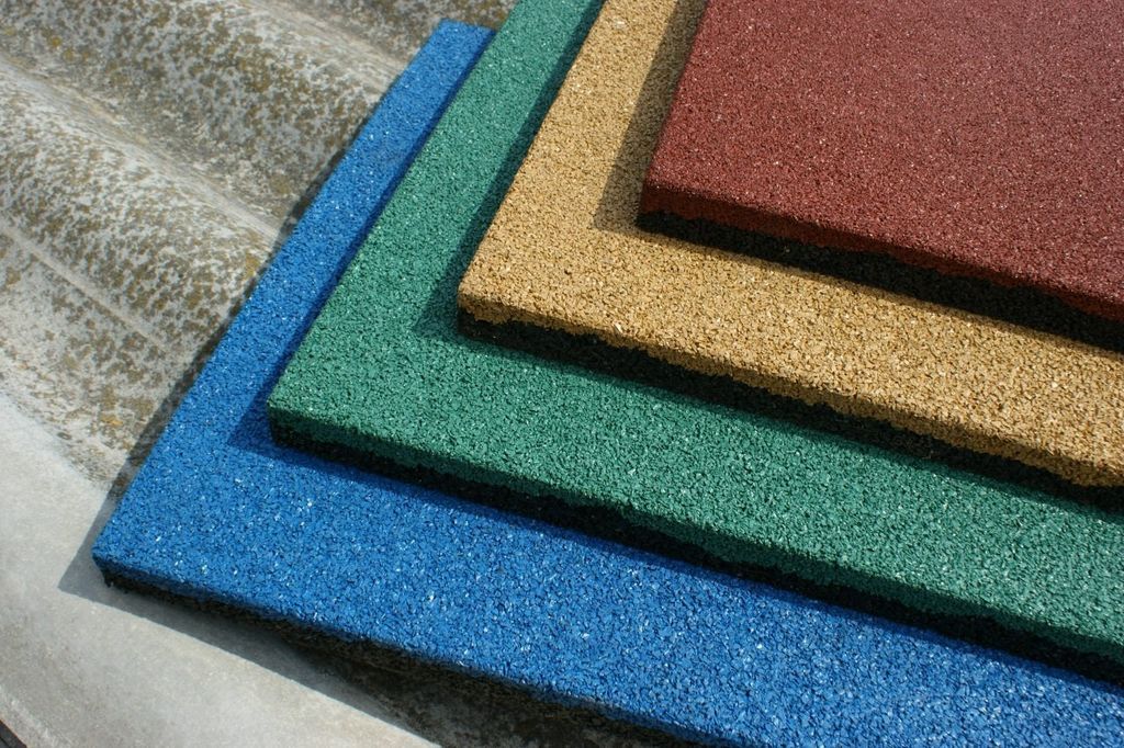 Продажа резиновой тротуарной плитки в Кронштадте